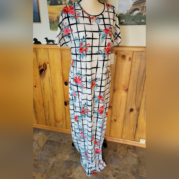 NWT Lularoe "Maria" maxi-dress - Picture 2 of 5